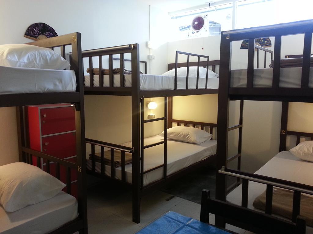 Dreams Guesthouse & Hostel Patong Exterior foto