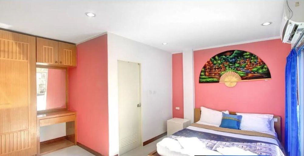 Dreams Guesthouse & Hostel Patong Exterior foto