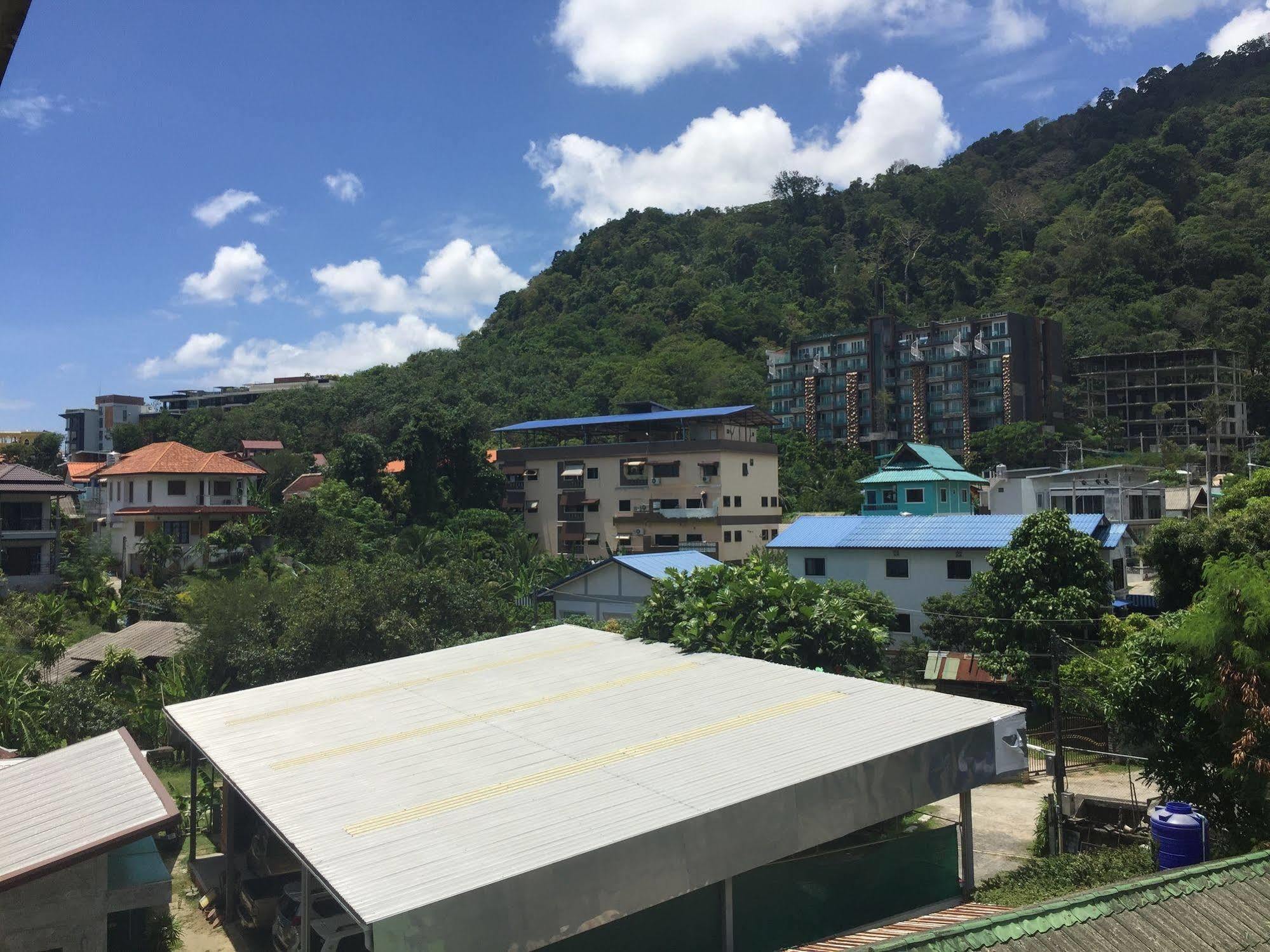 Dreams Guesthouse & Hostel Patong Exterior foto
