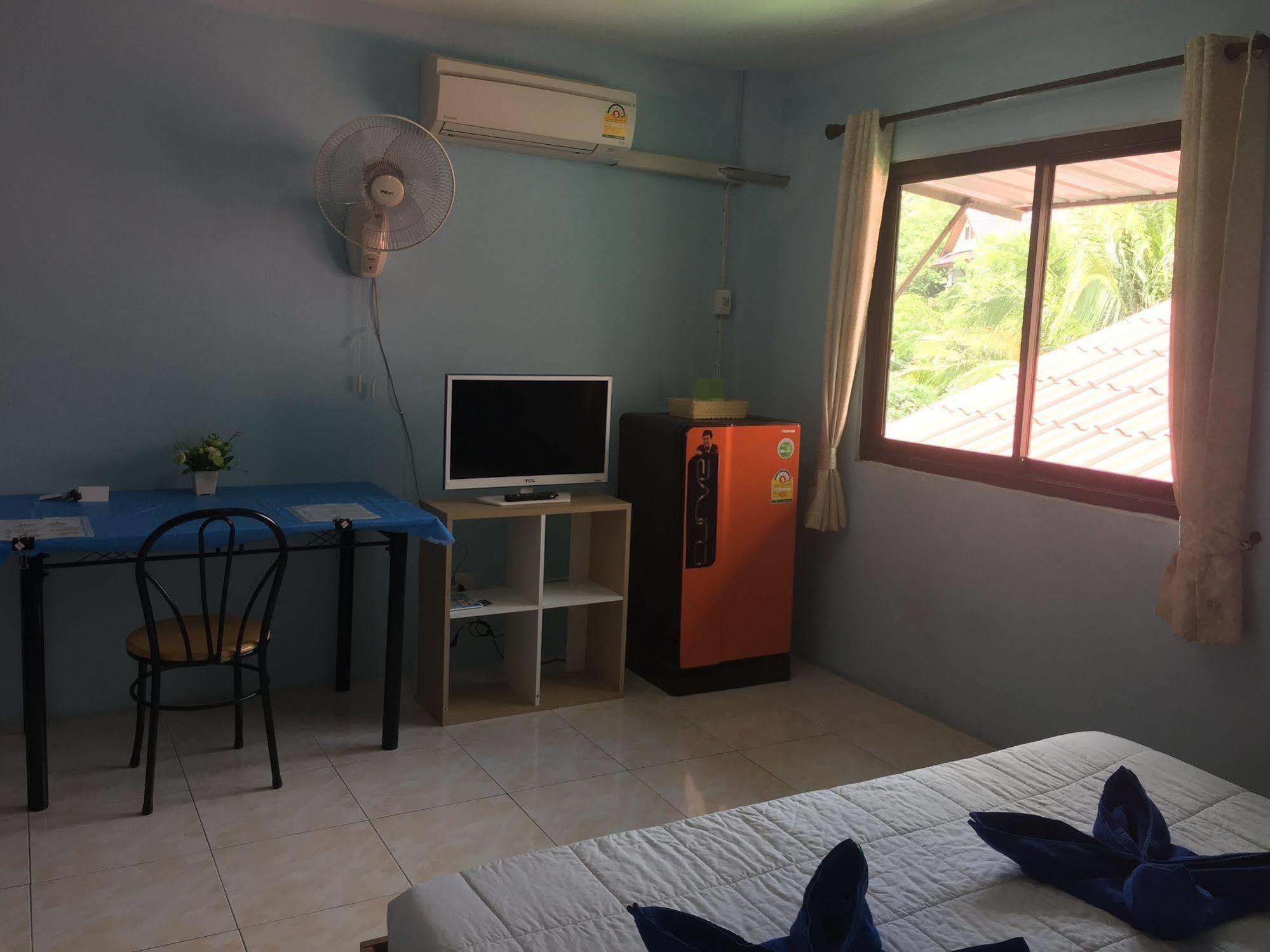 Dreams Guesthouse & Hostel Patong Exterior foto